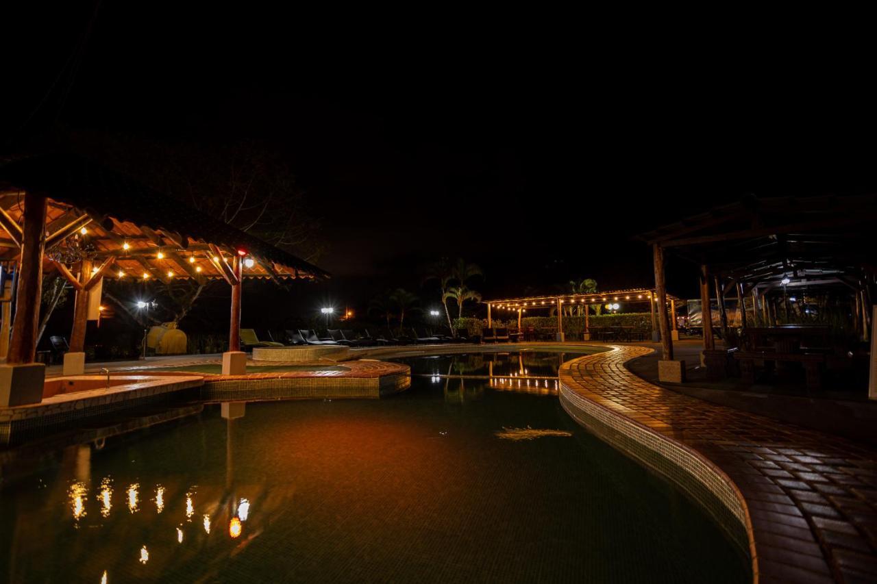 Hotel El Rancho Quepos Esterno foto