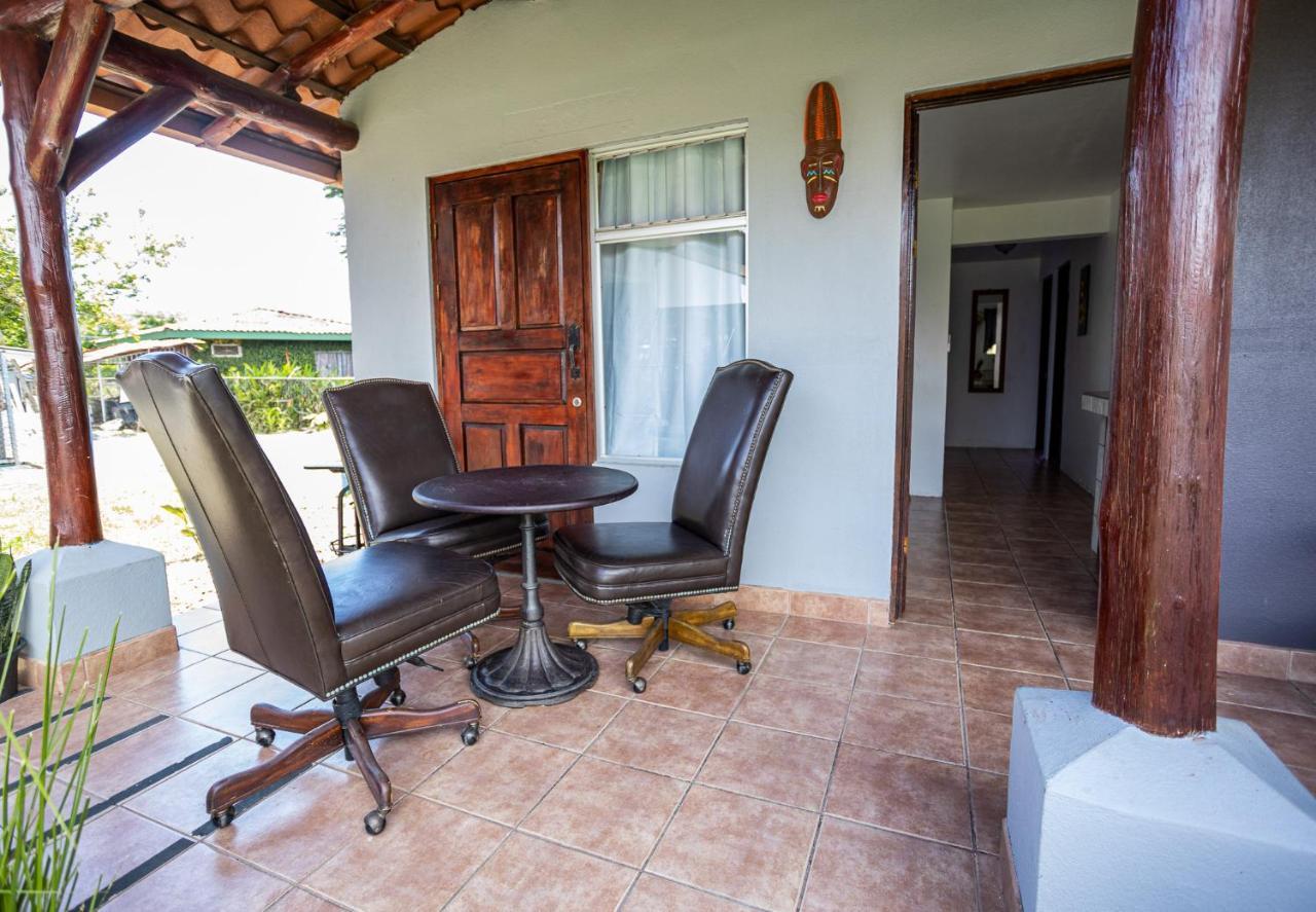 Hotel El Rancho Quepos Esterno foto